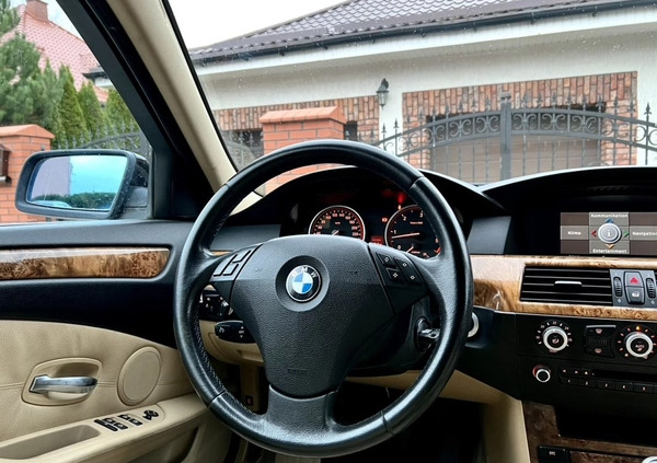 BMW Seria 5 cena 25900 przebieg: 298000, rok produkcji 2008 z Elbląg małe 436